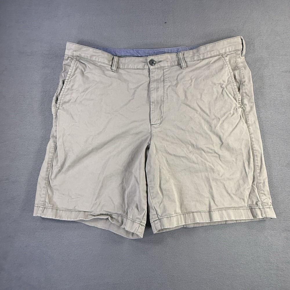 LL Bean Shorts Men's Size 40 Gray Chino Standard Fit
